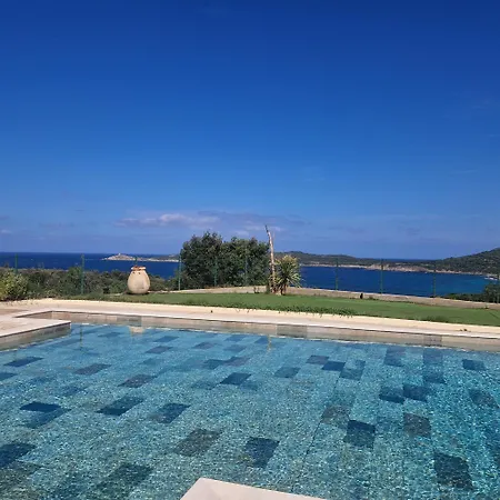Dernière Minute- Cargèse- Vue Mer-piscine-plage-clim Cargèse
