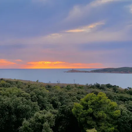 Derniere Minute- Cargese- Vue Mer-piscine-plage-clim Cargèse