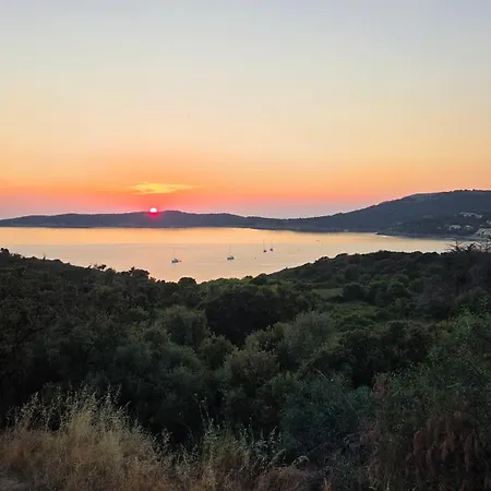 아파트 Derniere Minute- Cargese- Vue Mer-piscine-plage-clim Cargèse